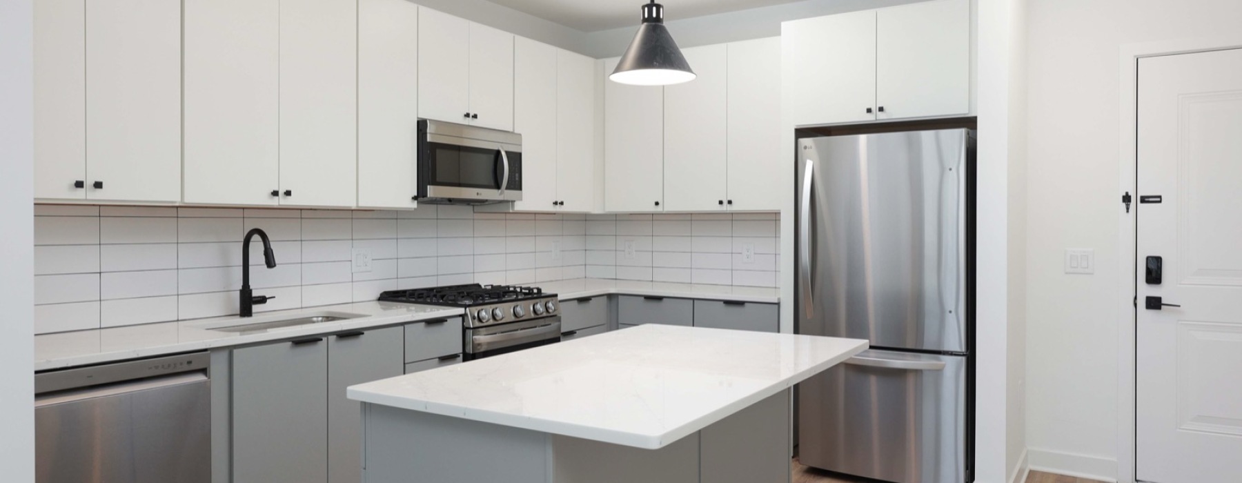 Pet-Friendly Apts Near SI NJ